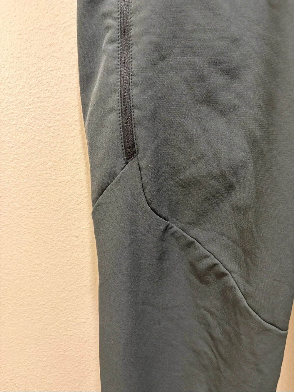 Nike Performance Training Pants - Picture 6 of 8
